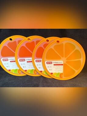 Dex Citrus Slice Cutting & Serving Board - Orange